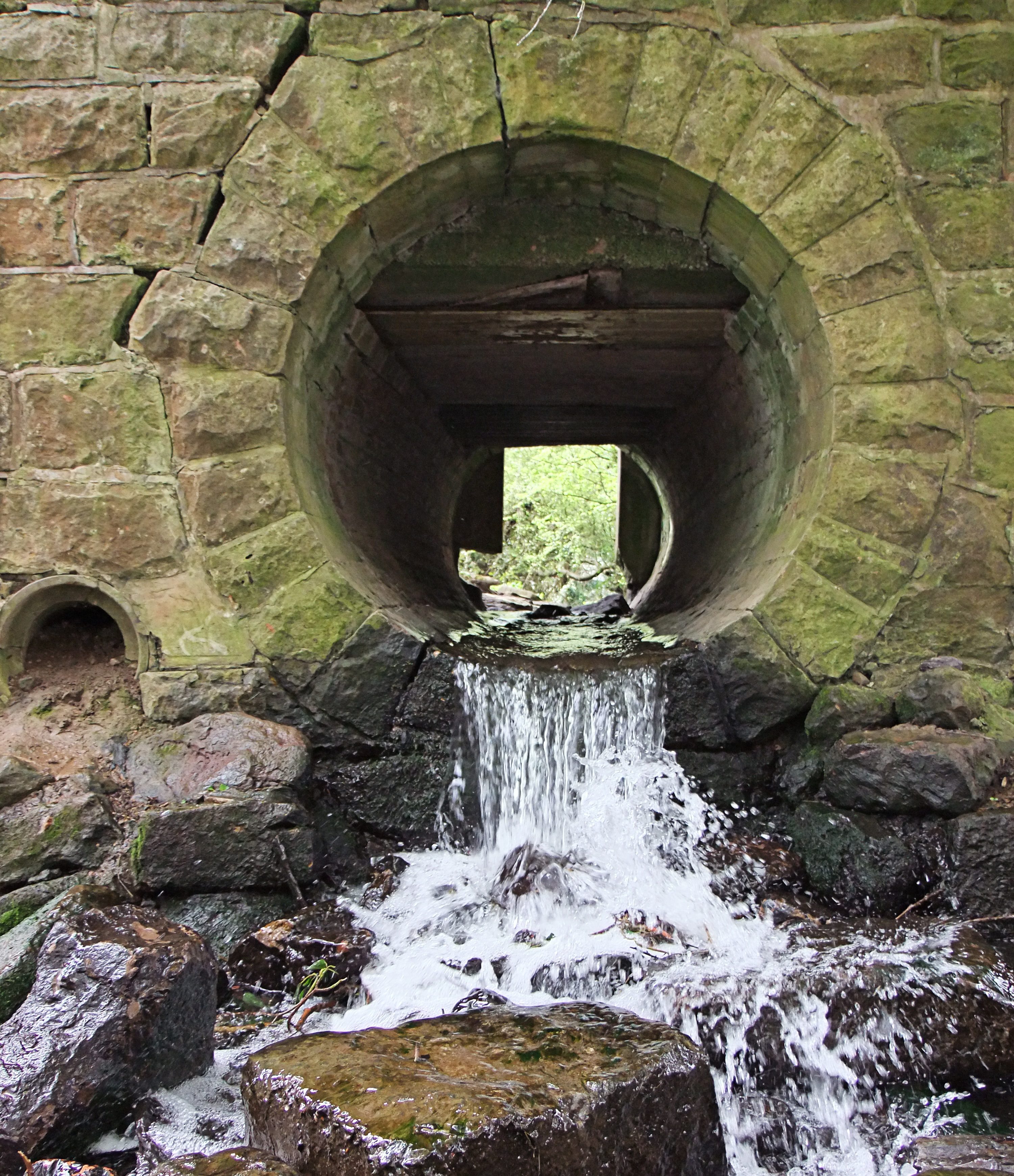 france_water pipe